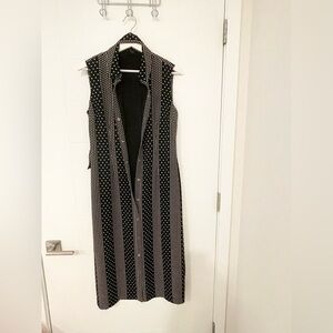 Size S - T Tahari belted belted midi shirt dress